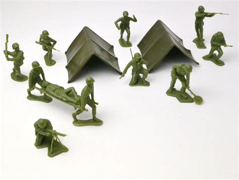 vintage army men|60s toy army men.